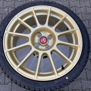 Roues complètes d'hiver Pirelli 500 Abarth 17 pouces