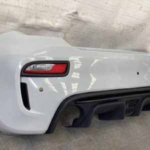Pare-choc arrière couleur blanche